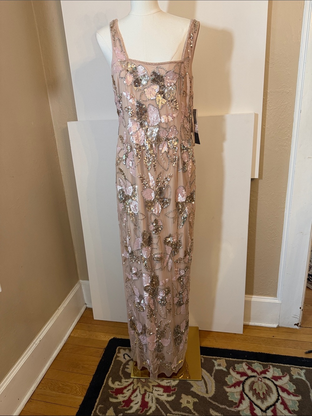 Aidan Mattox size 14 New w tags Floral  Beaded Sleeveless Gown blush pink